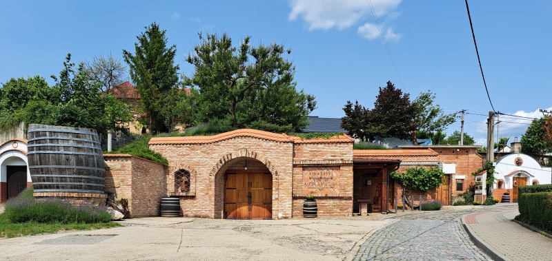 09_BZENEC