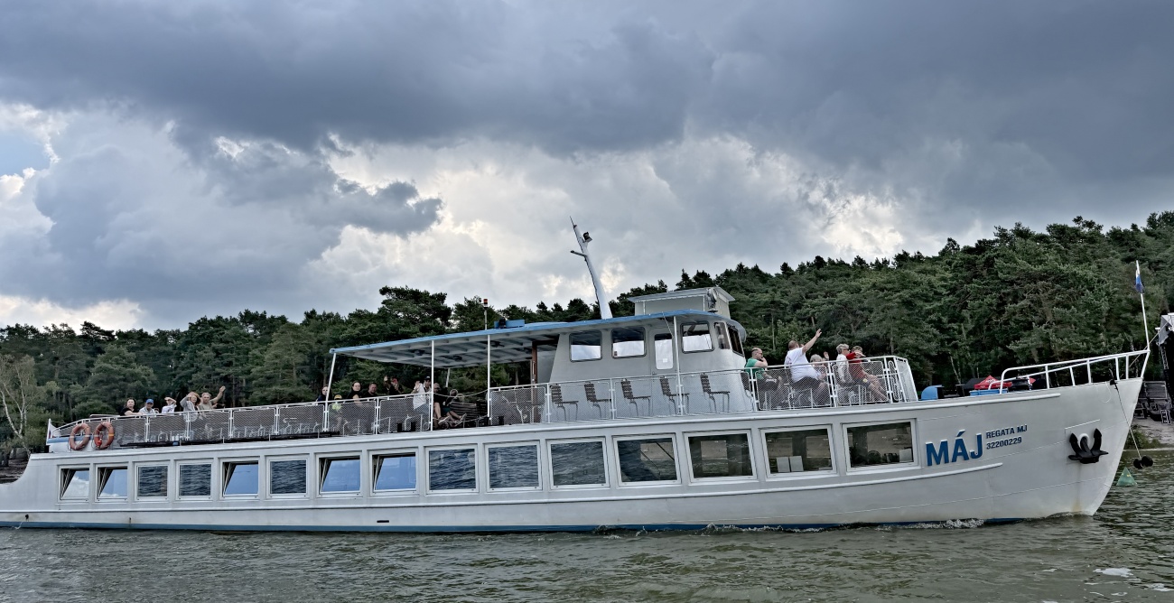 08_LOĎ MÁJ